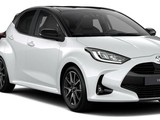 Toyota Yaris 1.5 benzin manuál, výbava GR SPORT sivá dynamic/čierna strecha